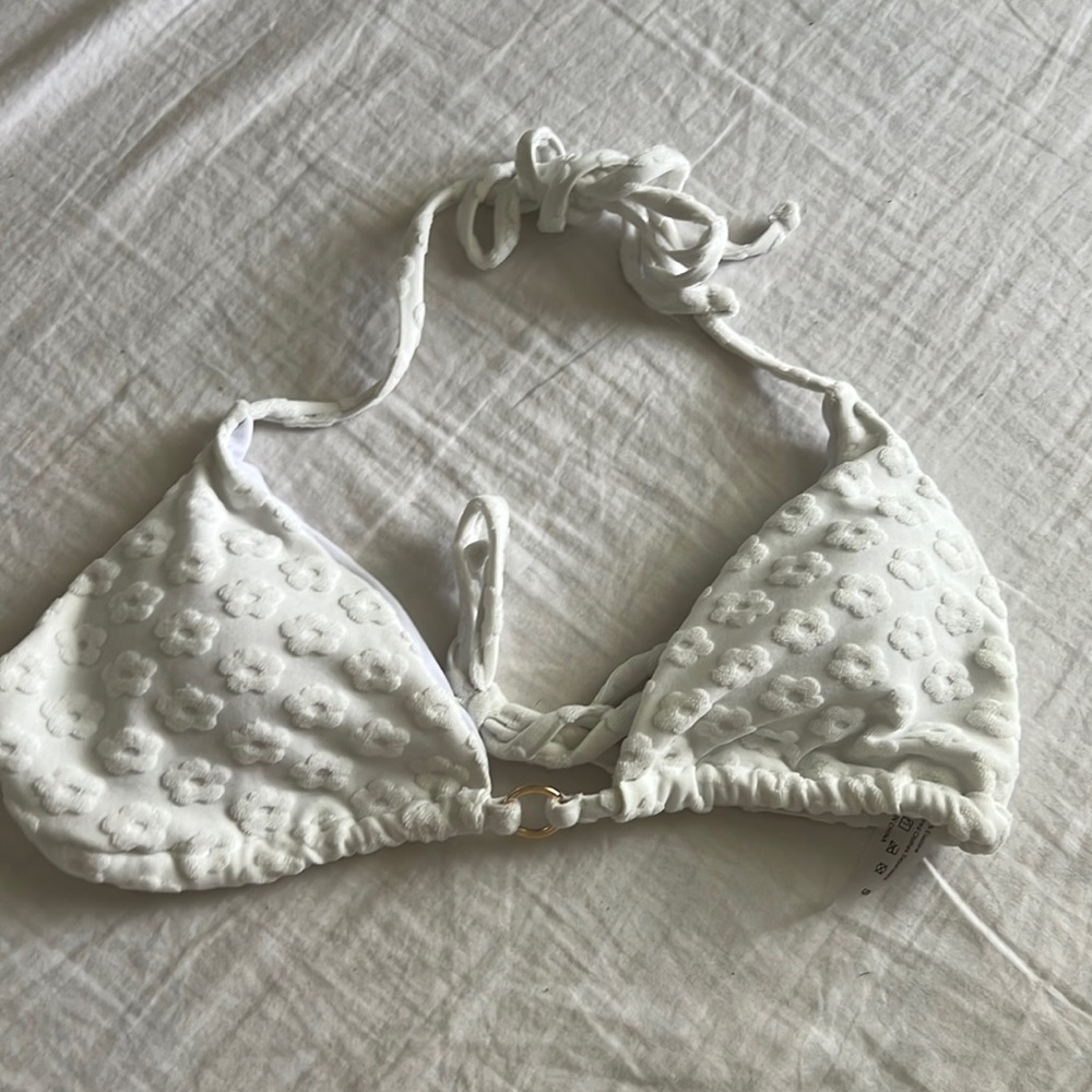 bikini.